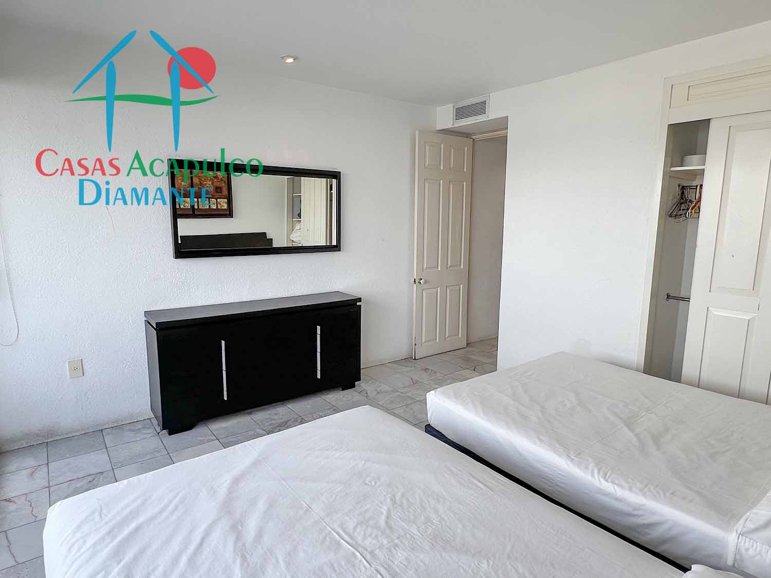 Brisas Diamante T6 183 - Recámara uno 5